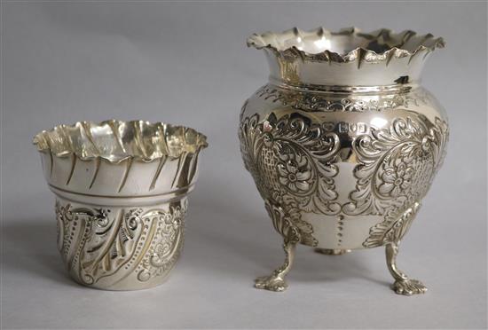 A late Victorian repousse silver vase, London, 1901 and an earlier smaller silver vase, 10.7 oz